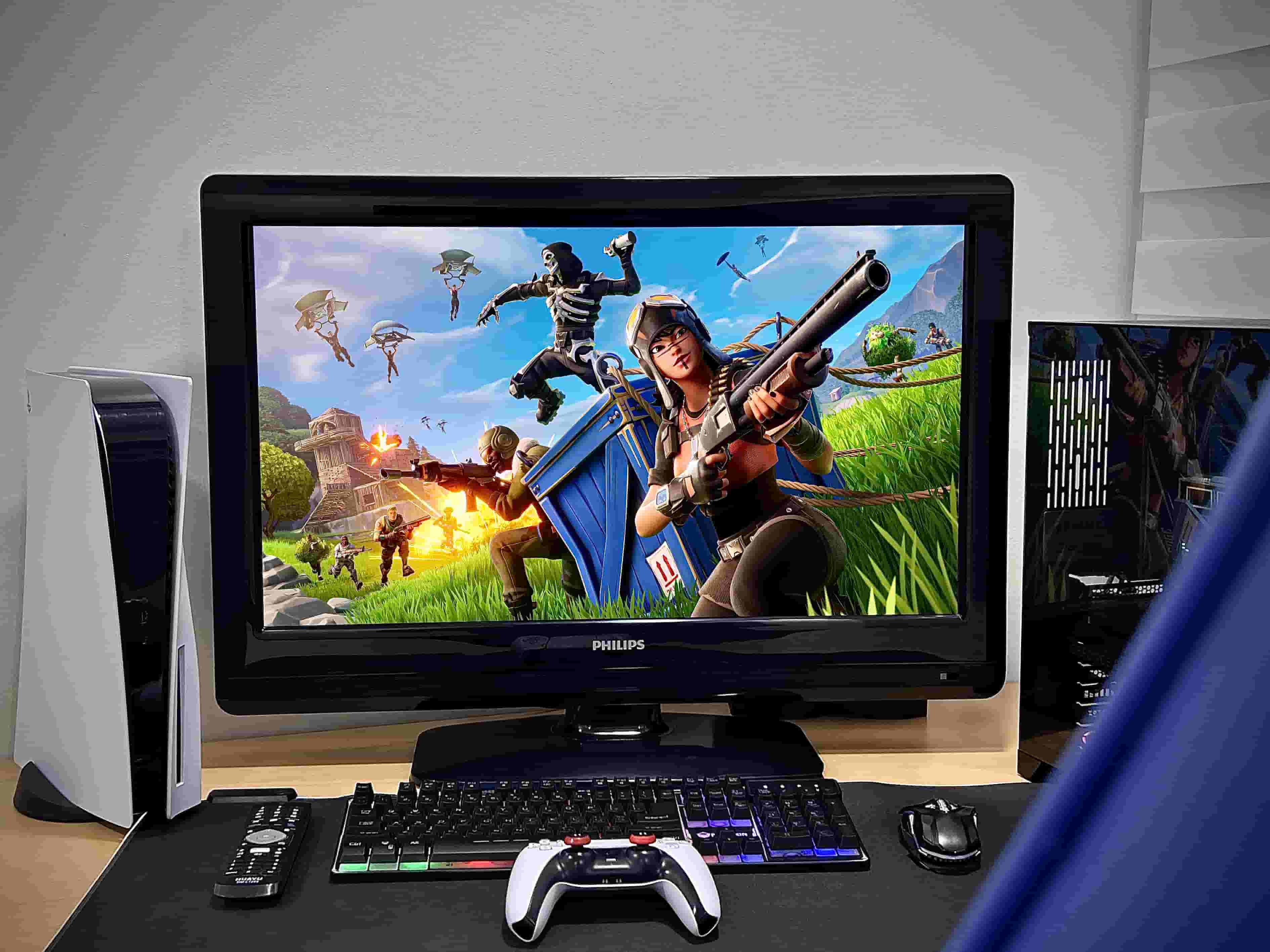 A screen suitable for PlayStation 4, 5 and PC