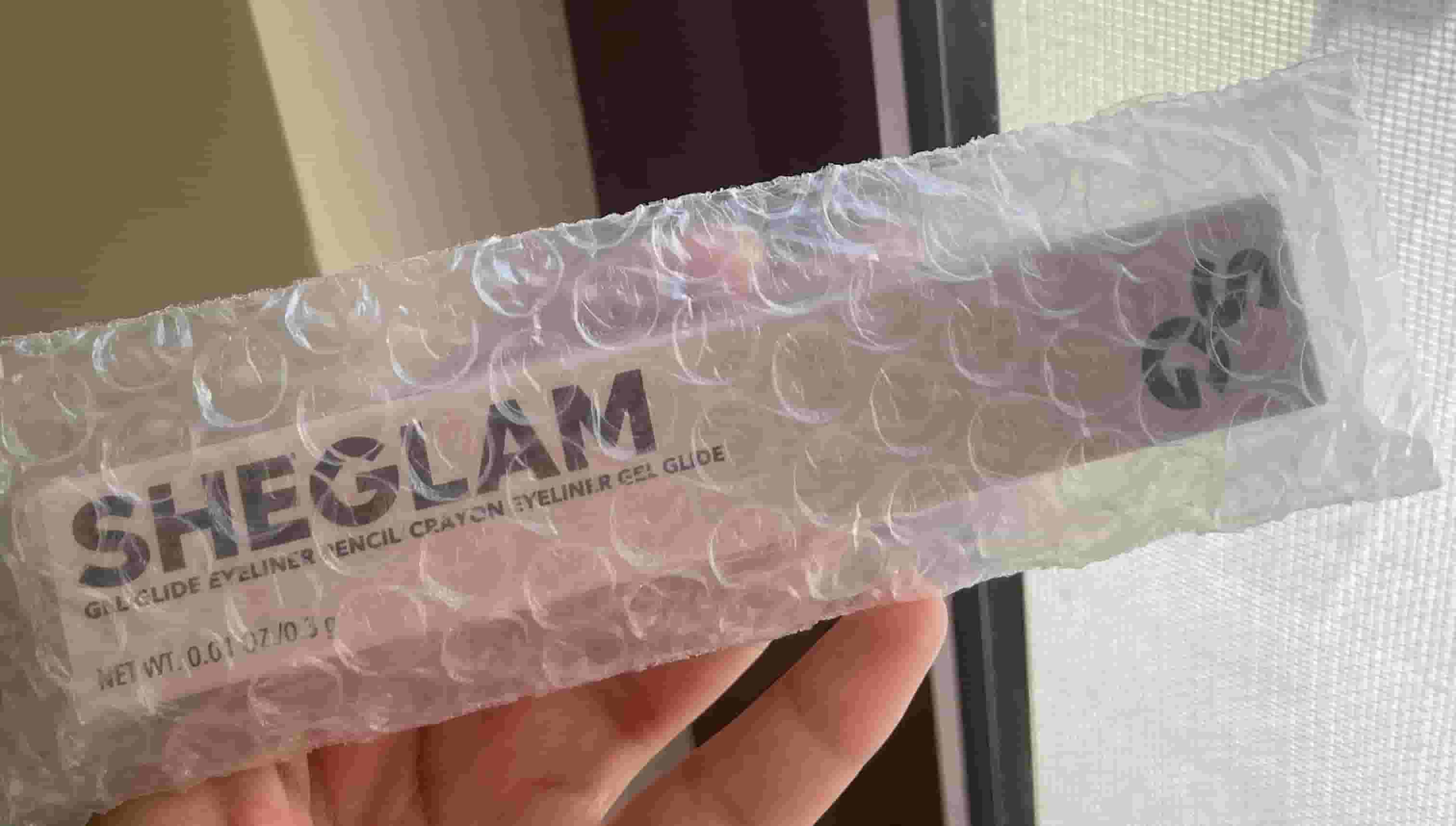 ايلاينر من SHEGLAM