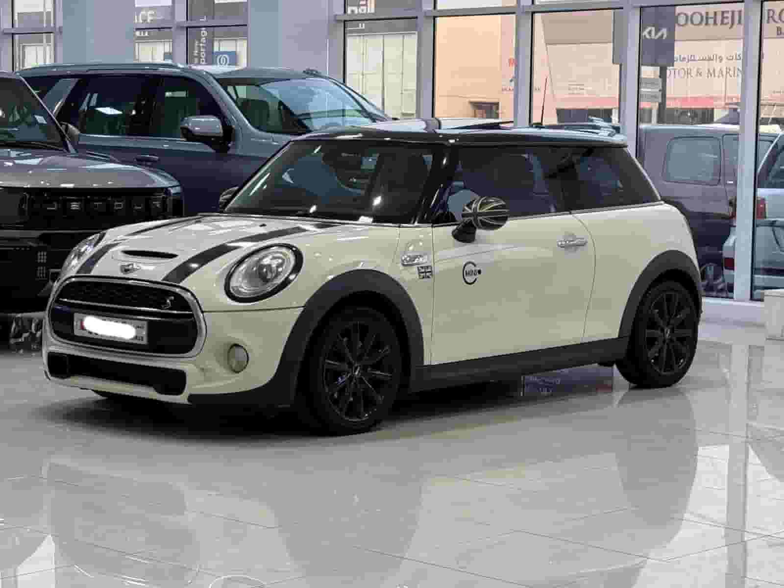 Mini Cooper S 2017 (White)
