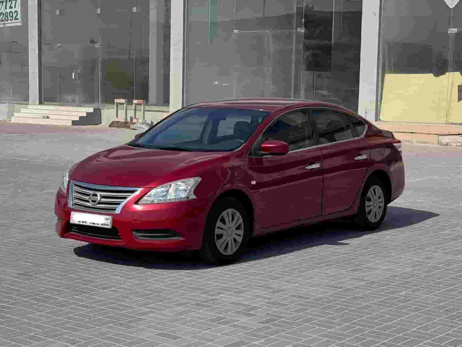 Nissan Sentra 2016 (Red) Nissan Sentra 2016 (Red)