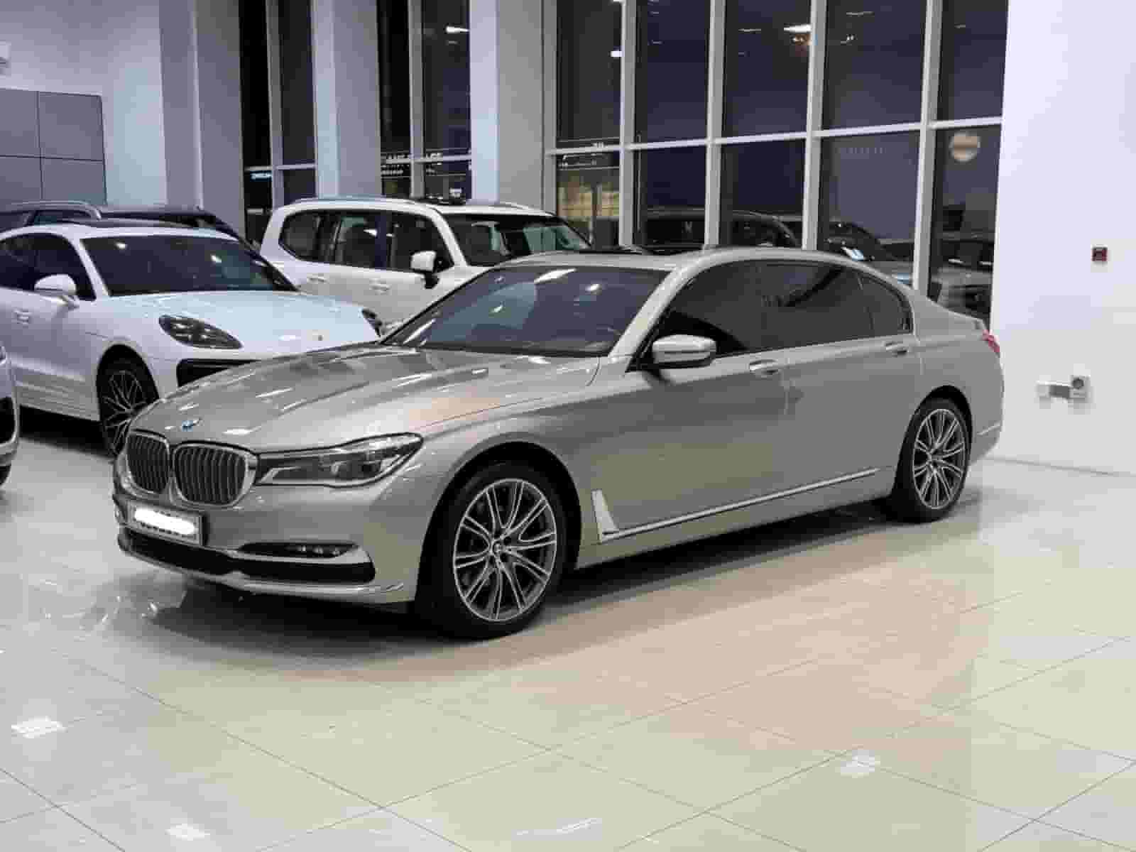 BMW 730Li 2018 BMW 730Li 2018